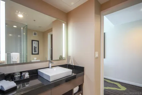 $249,900 | 207 Fifth Avenue, Unit 1224, San Diego, CA 92101