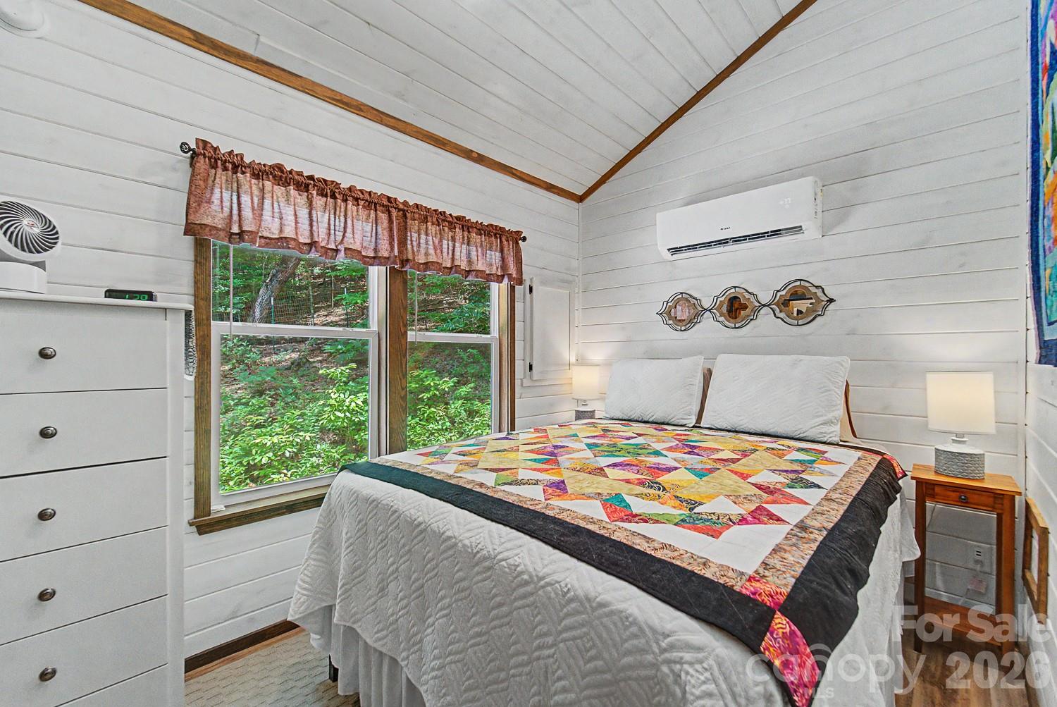 243 Jonquil Wds Road Franklin, NC 28734 - Photo 14 of 48