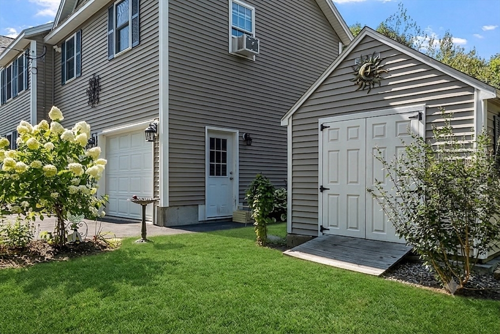 93 North Common Road Westminster, MA 01473 - Photo 4 of 37