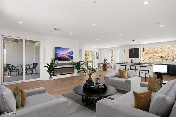 $7,900 | 11075 Socrates Ridge Street, Las Vegas, NV 89141