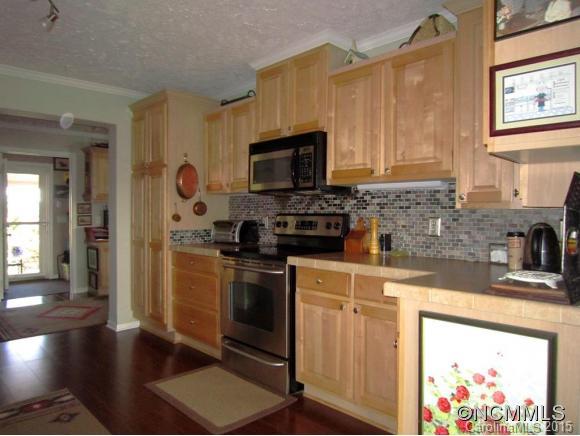 51 Lawson Ridge Road Leicester, NC 28748 - Photo 8 of 24 Gallery Image 8