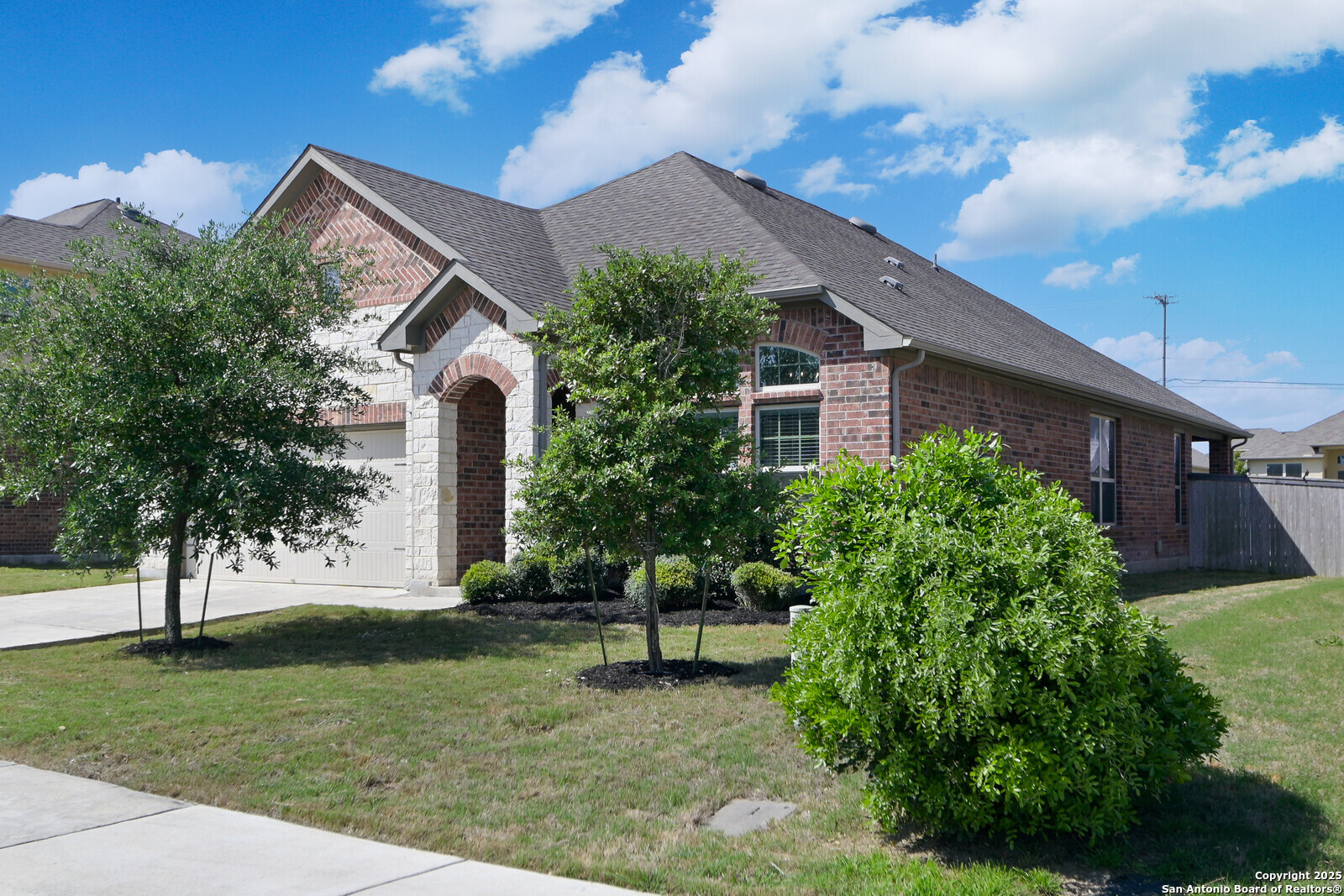 5013 Arrow Ridge Schertz, TX 78124 - Photo 2 of 25
