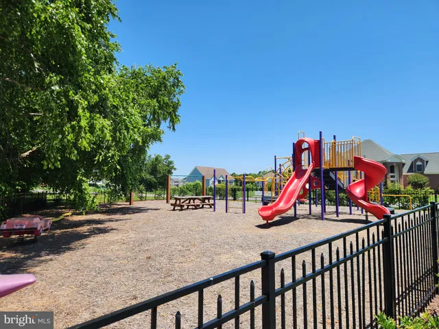 a view of a basketball court