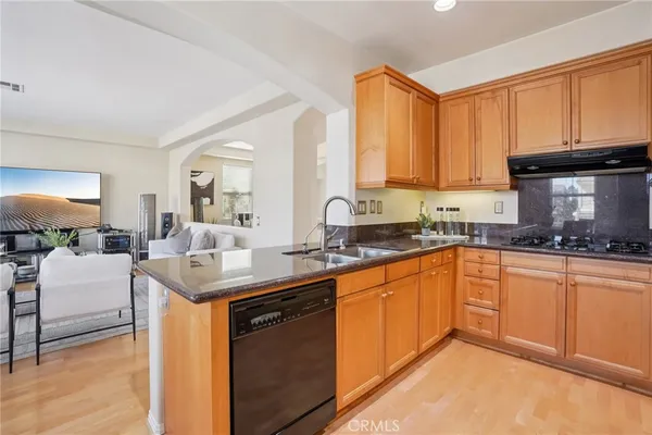 $1,399,000 | 2889 Plaza Del Amo, Unit 405, Torrance, CA 90503