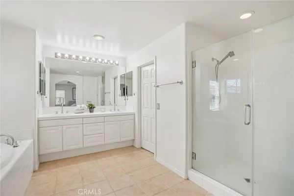 $1,399,000 | 2889 Plaza Del Amo, Unit 405, Torrance, CA 90503