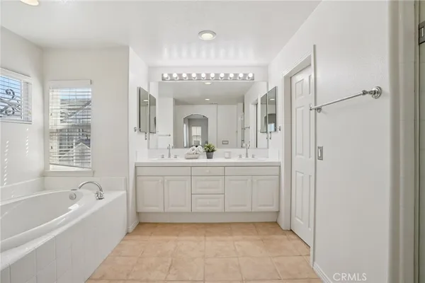 $1,399,000 | 2889 Plaza Del Amo, Unit 405, Torrance, CA 90503