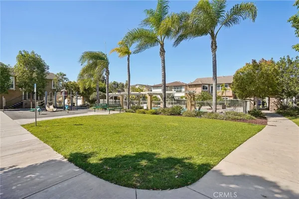 $1,399,000 | 2889 Plaza Del Amo, Unit 405, Torrance, CA 90503