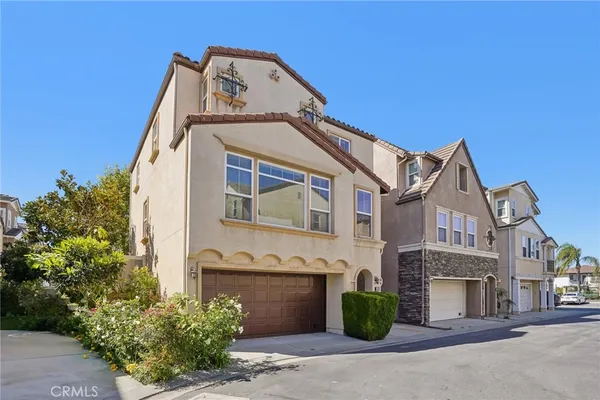 $1,399,000 | 2889 Plaza Del Amo, Unit 405, Torrance, CA 90503