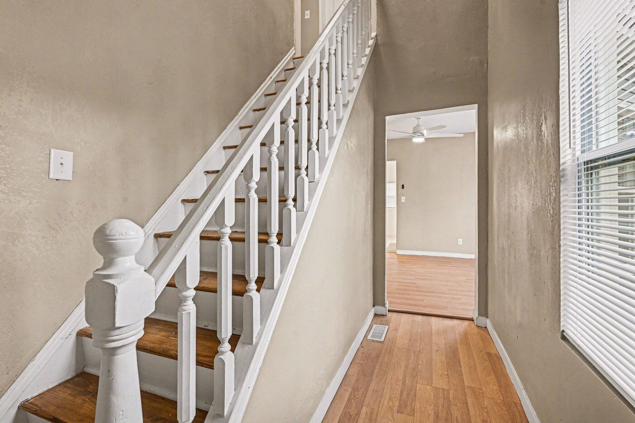 128 Reed Street Kalamazoo, MI 49001 - Photo 16 of 28 018_file_3774