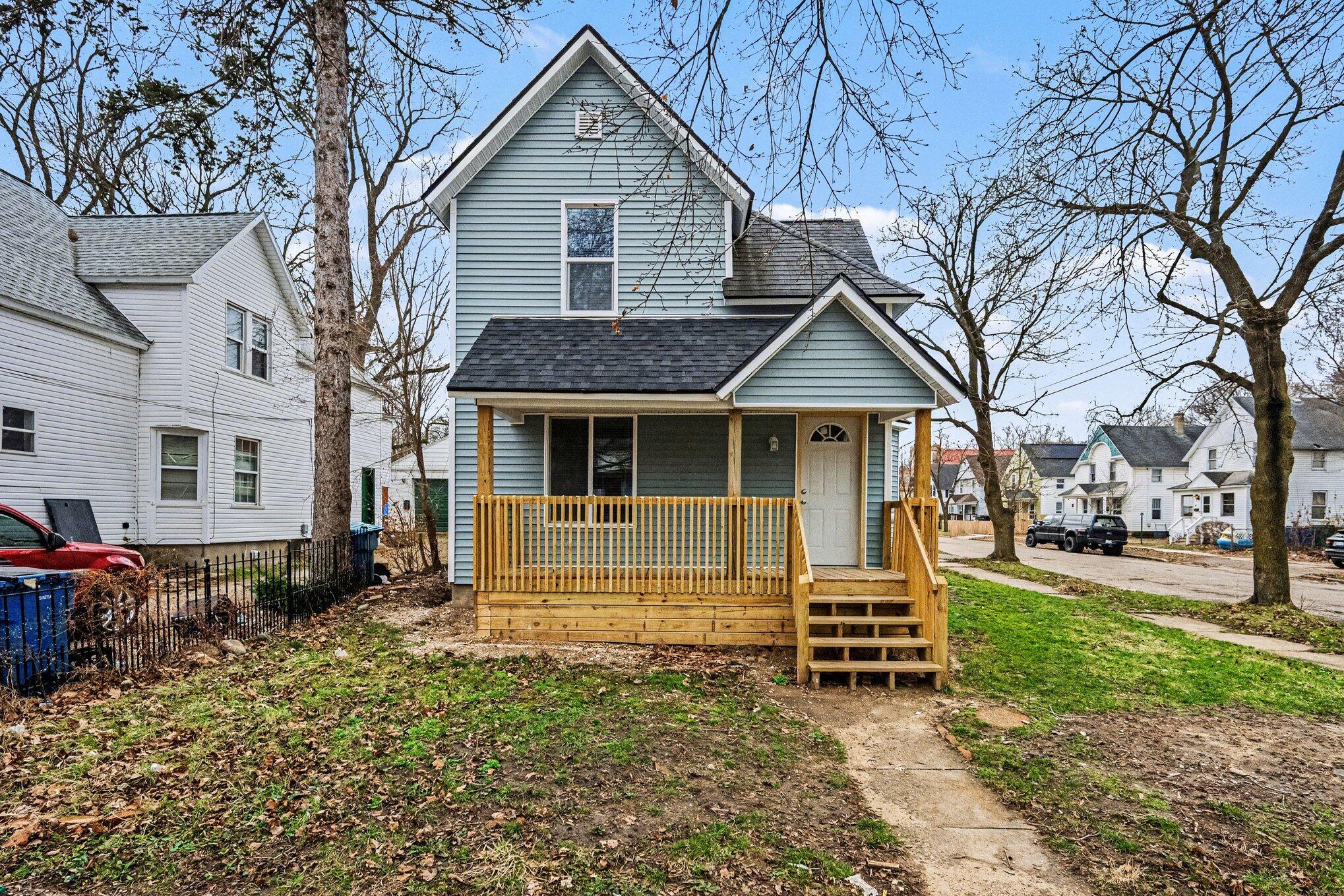 128 Reed Street Kalamazoo, MI 49001 - Photo 2 of 28 002_file_5800