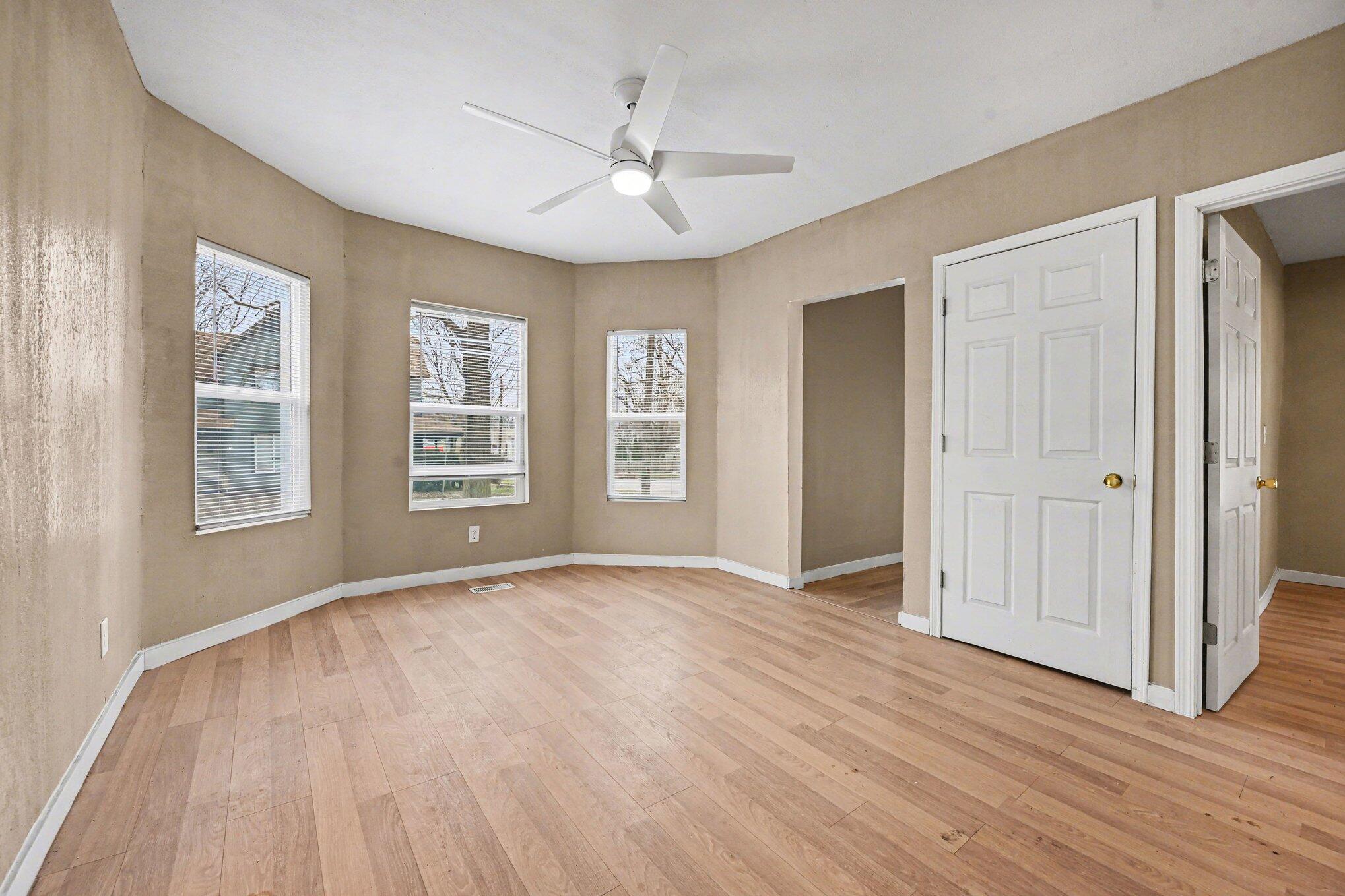 128 Reed Street Kalamazoo, MI 49001 - Photo 8 of 28 008_file_2039