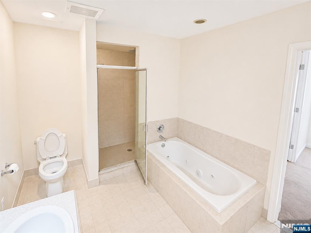 1-orient W Orient Way, Unit 305 Rutherford, NJ 07070 - Photo 28 of 48