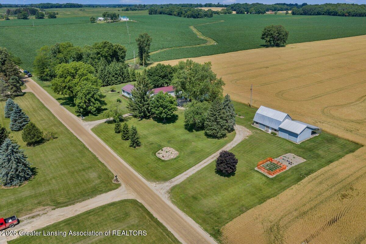 2234 West Taft Road Perrinton, MI 48871 - Photo 27 of 37 dji_fly_20260628_121014_0082_17826687942