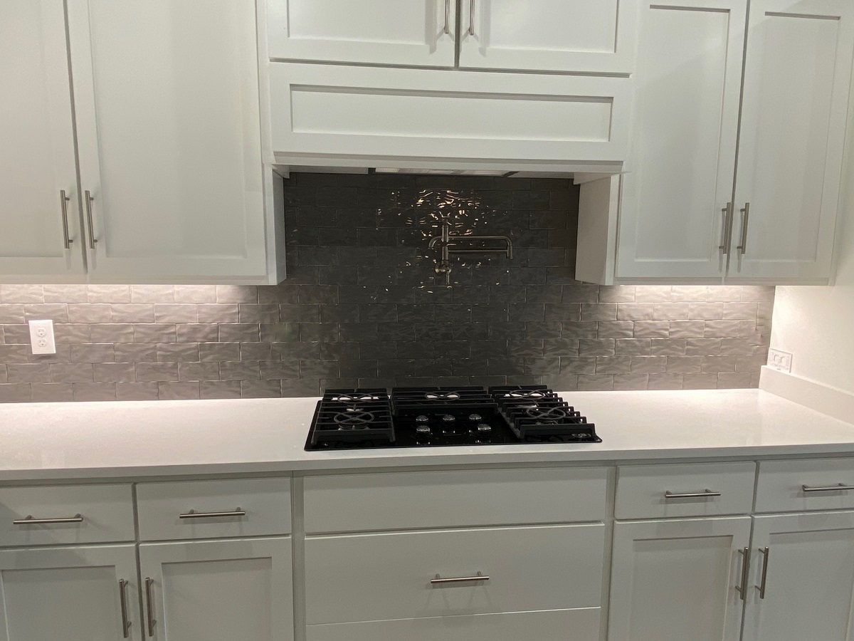11036 Redfern Road Daphne, AL 36526 - Photo 12 of 25 Gas Cooktop