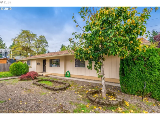 $449,950 | 4025 Northeast Roselawn Street, Portland, OR 97211