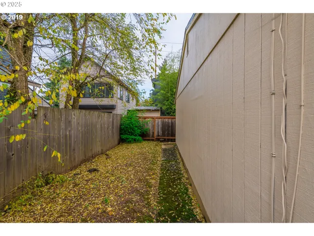 $449,950 | 4025 Northeast Roselawn Street, Portland, OR 97211
