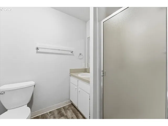 $449,950 | 4025 Northeast Roselawn Street, Portland, OR 97211