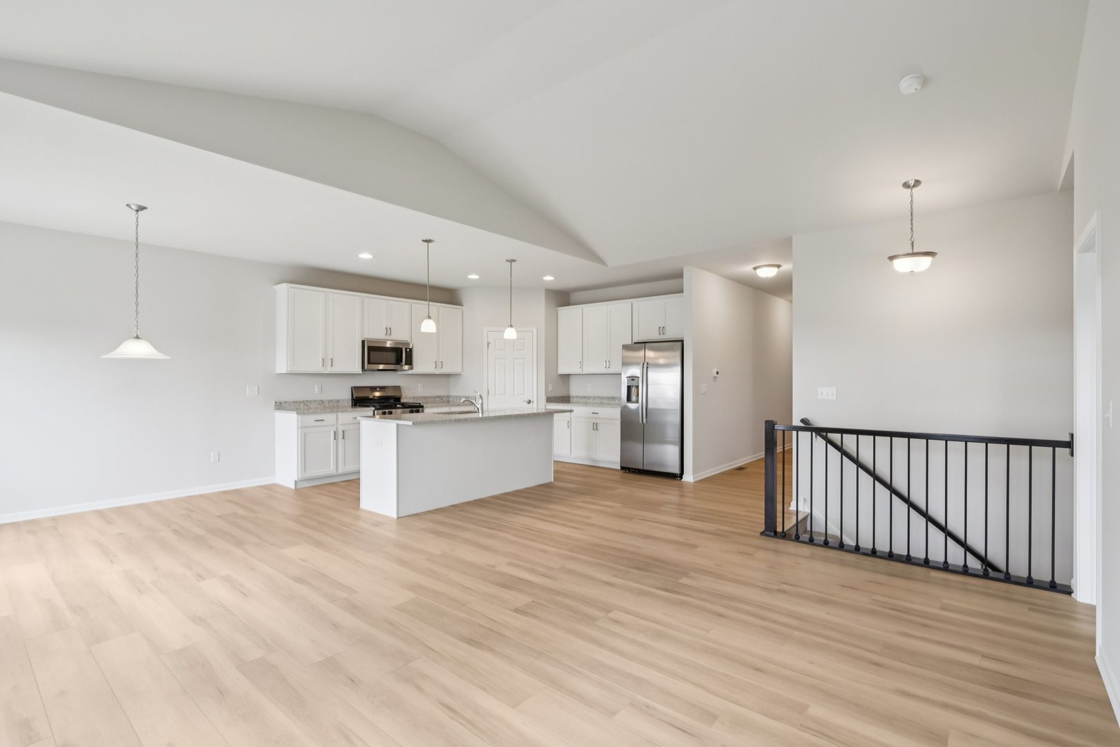 645 Virginia Street Elburn, IL 60119 - Photo 7 of 35