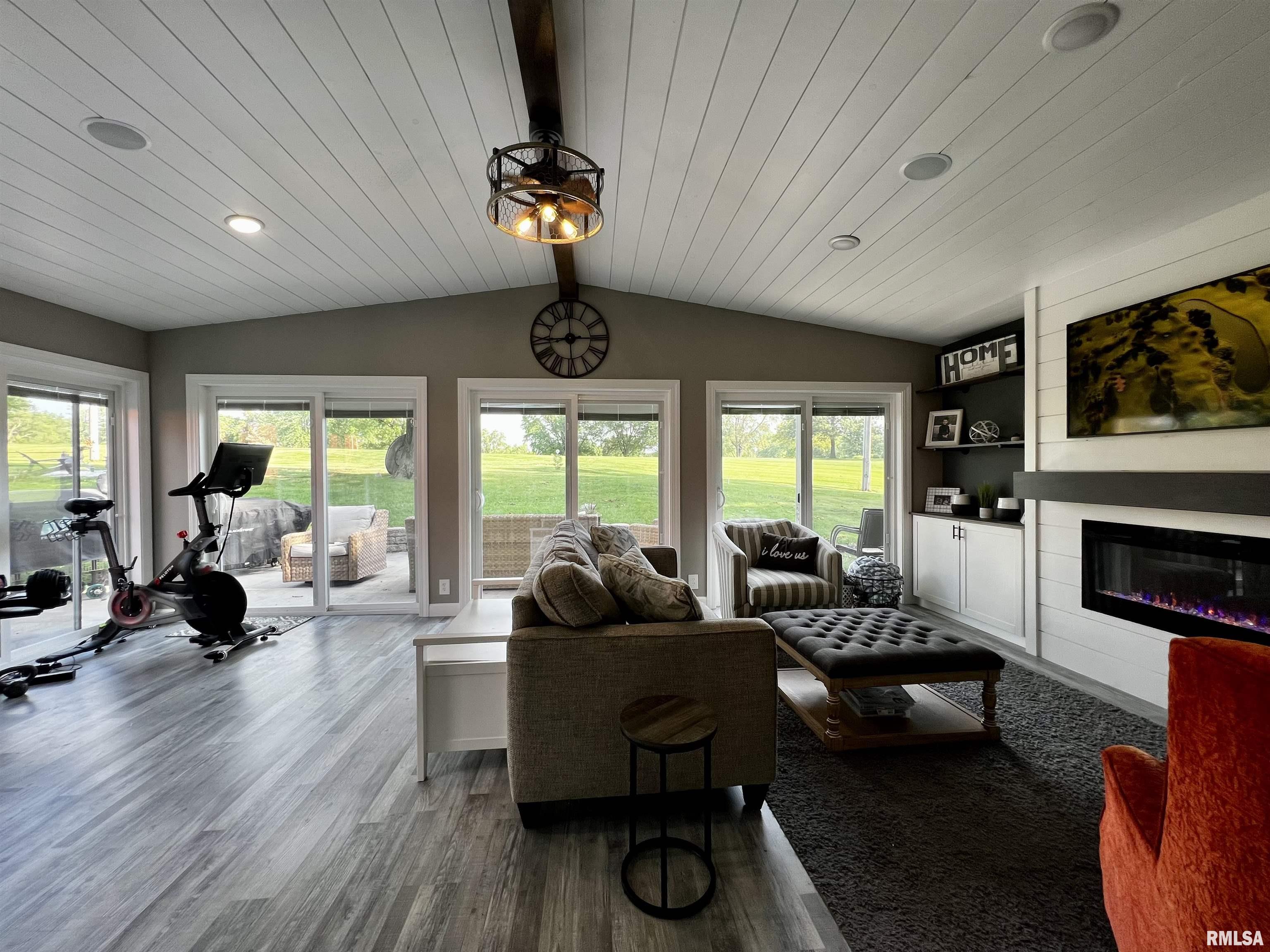 10 Hickory Grove Macomb, IL 61455 - Photo 11 of 31