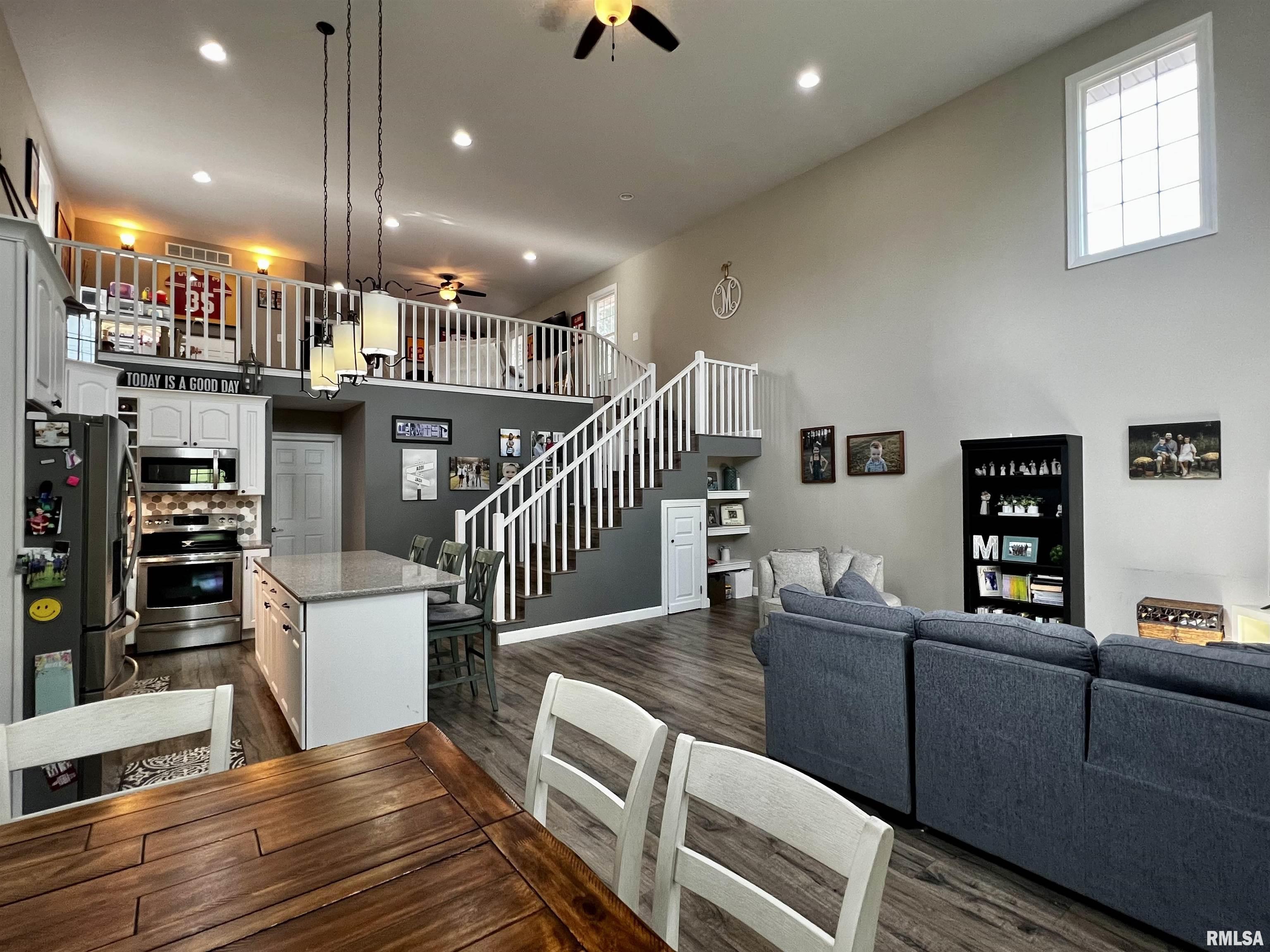 10 Hickory Grove Macomb, IL 61455 - Photo 6 of 31