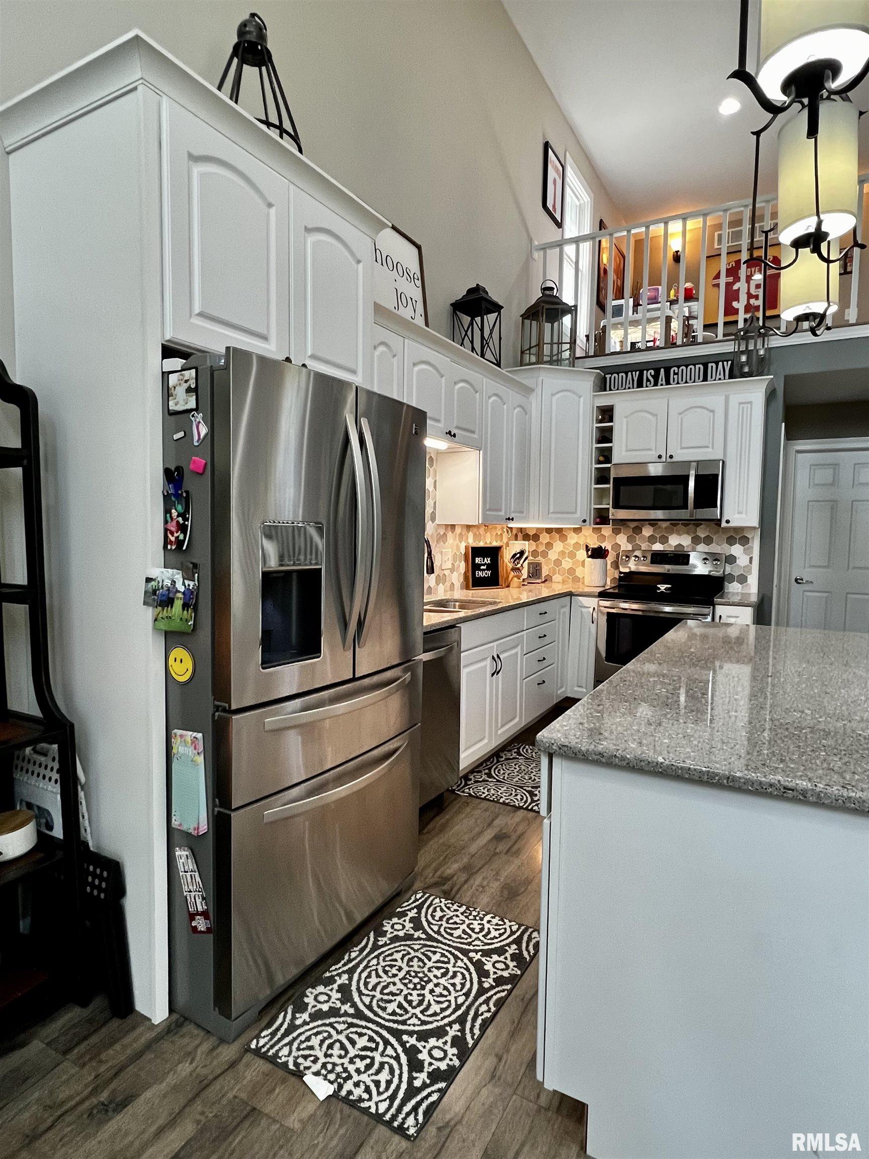 10 Hickory Grove Macomb, IL 61455 - Photo 10 of 31