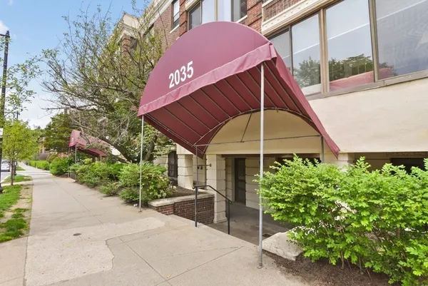 $2,900 | 2035 Commonwealth Avenue, Unit 14, Boston, MA 02135