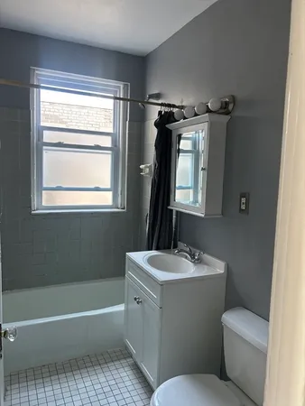 $2,900 | 2035 Commonwealth Avenue, Unit 14, Boston, MA 02135