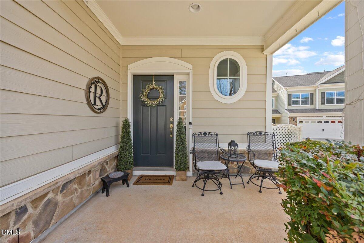 216 Mayfield Drive Apex, NC 27539 - Photo 2 of 66 09-2A1A8910