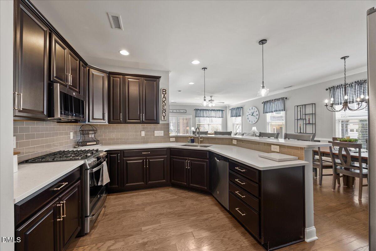 216 Mayfield Drive Apex, NC 27539 - Photo 6 of 66 13-2A1A8775