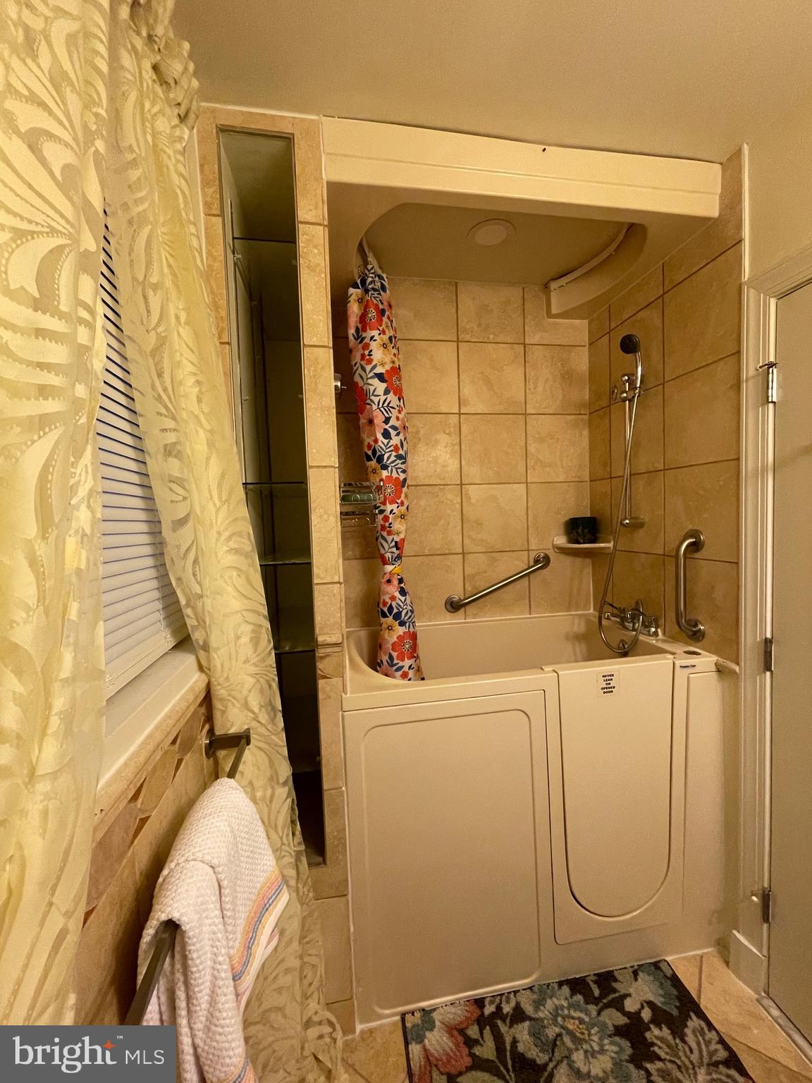 1929 16th Street Northwest, Unit 101 Washington, DC 20009 - Photo 17 of 29 Walk-In Tub/Shower