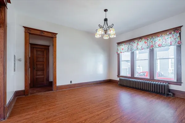 $225,000 | 709 North Center Street, Clinton, IL 61727