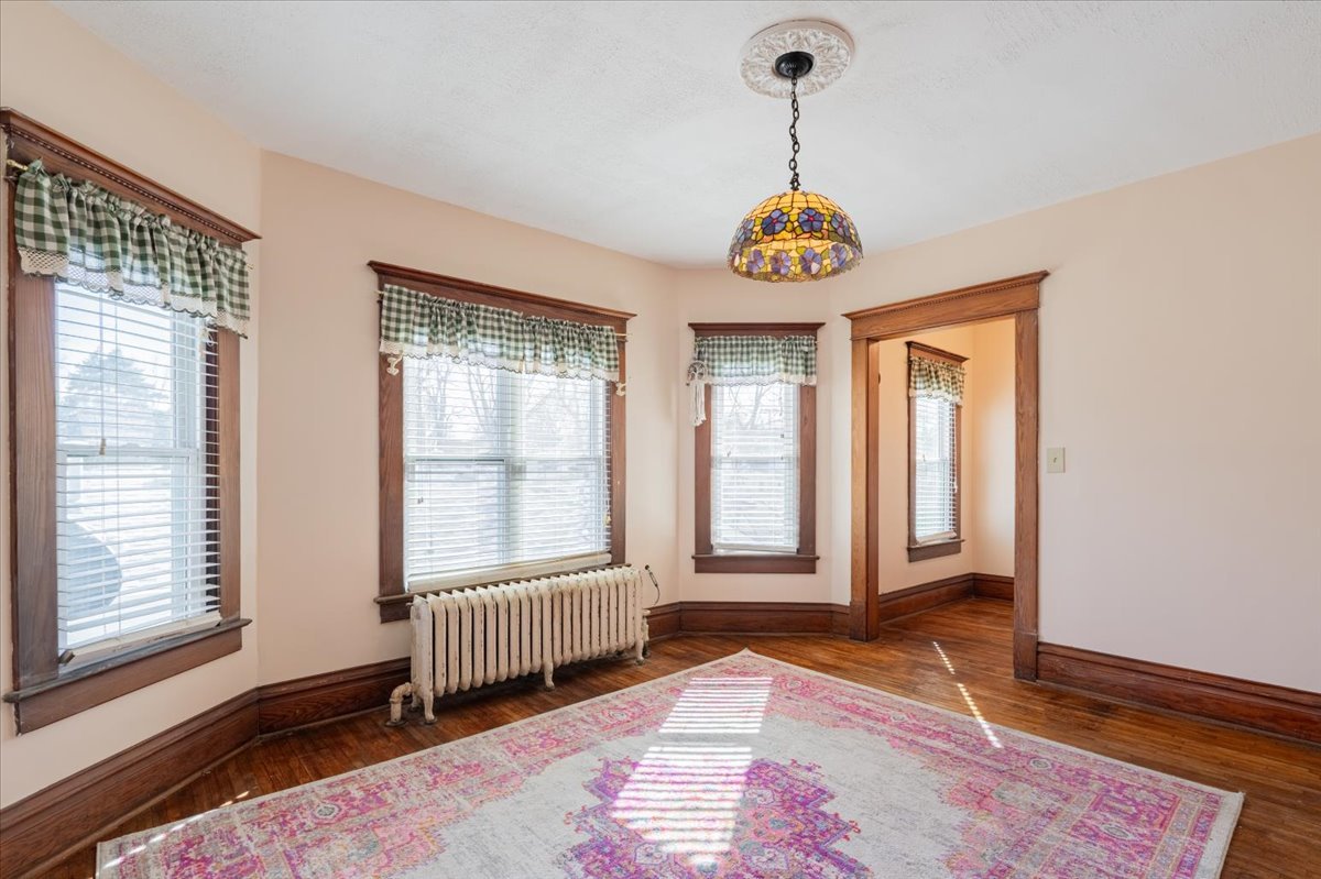 709 North Center Street Clinton, IL 61727 - Photo 22 of 49