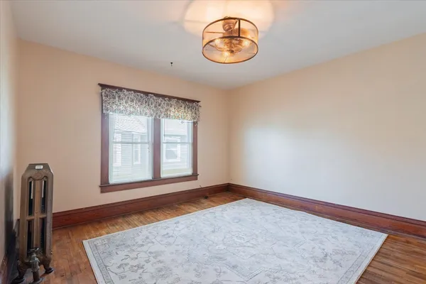$225,000 | 709 North Center Street, Clinton, IL 61727