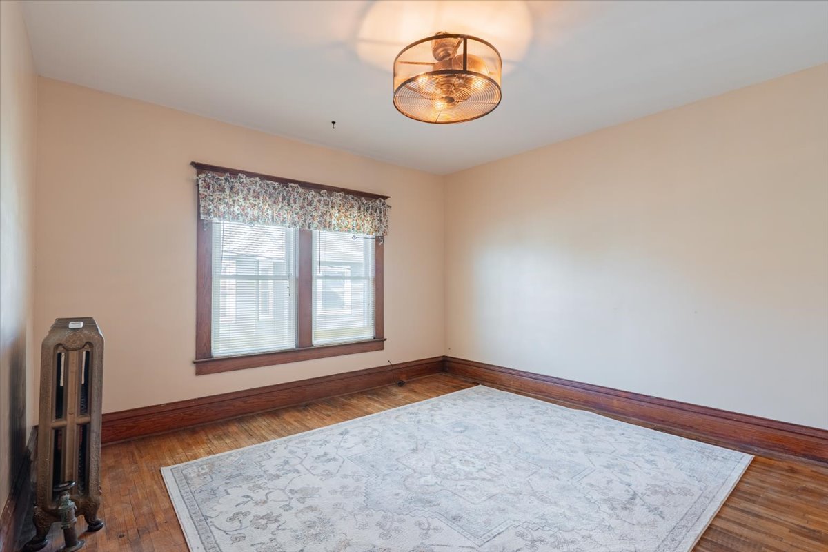 709 North Center Street Clinton, IL 61727 - Photo 26 of 49