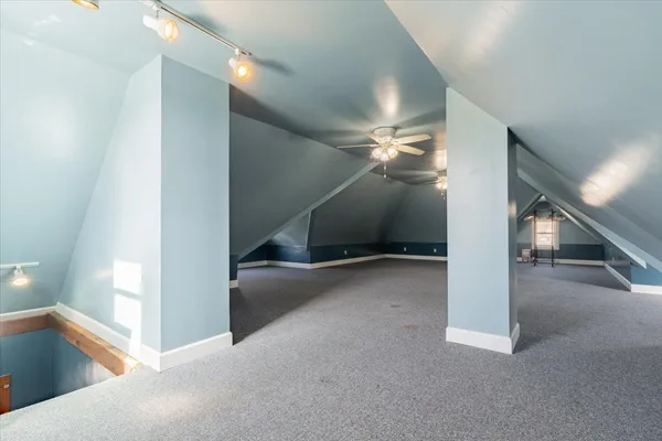 $225,000 | 709 North Center Street, Clinton, IL 61727