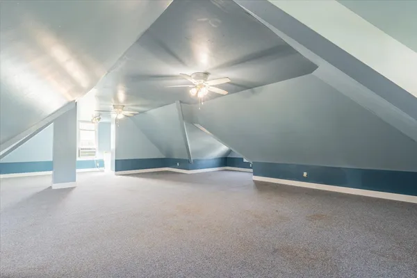 $225,000 | 709 North Center Street, Clinton, IL 61727