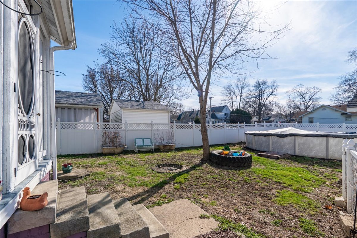 709 North Center Street Clinton, IL 61727 - Photo 33 of 49