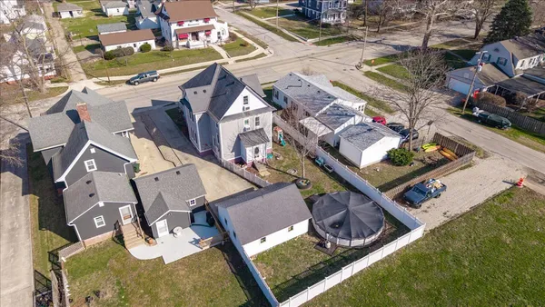 $225,000 | 709 North Center Street, Clinton, IL 61727
