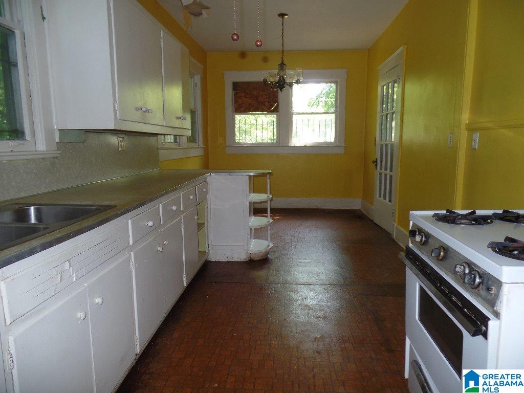 1117 16th Street Southwest Birmingham, AL 35211 - Photo 10 of 14