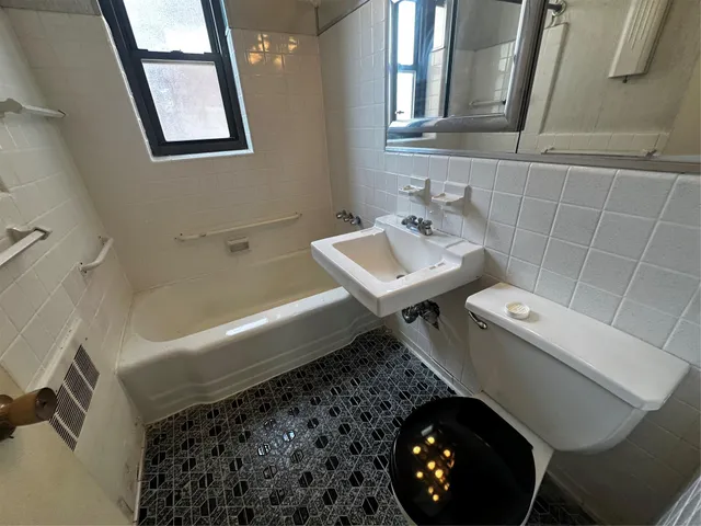 $340,000 | 18-75 Corporal Kennedy Street, Unit 4A | Bay Terrace