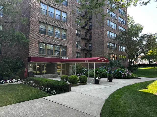 $340,000 | 18-75 Corporal Kennedy Street, Unit 4A | Bay Terrace