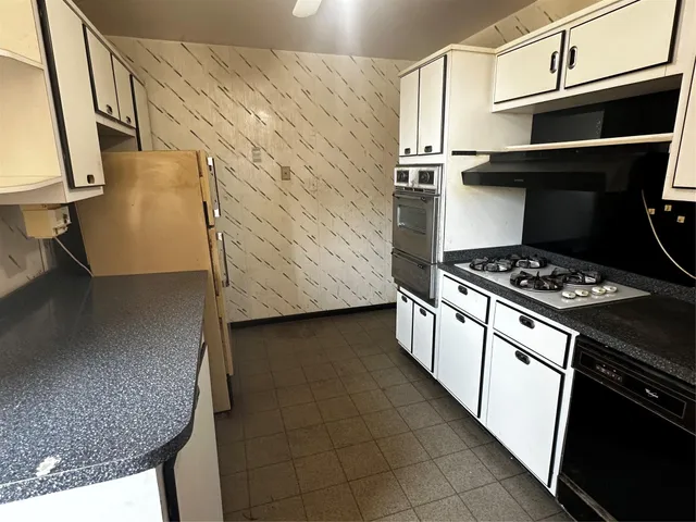 $340,000 | 18-75 Corporal Kennedy Street, Unit 4A | Bay Terrace