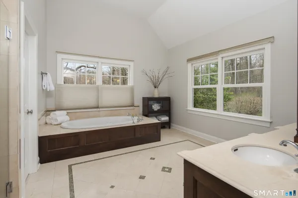 $2,488,000 | 137 Linden Tree Road, Wilton, CT 06897