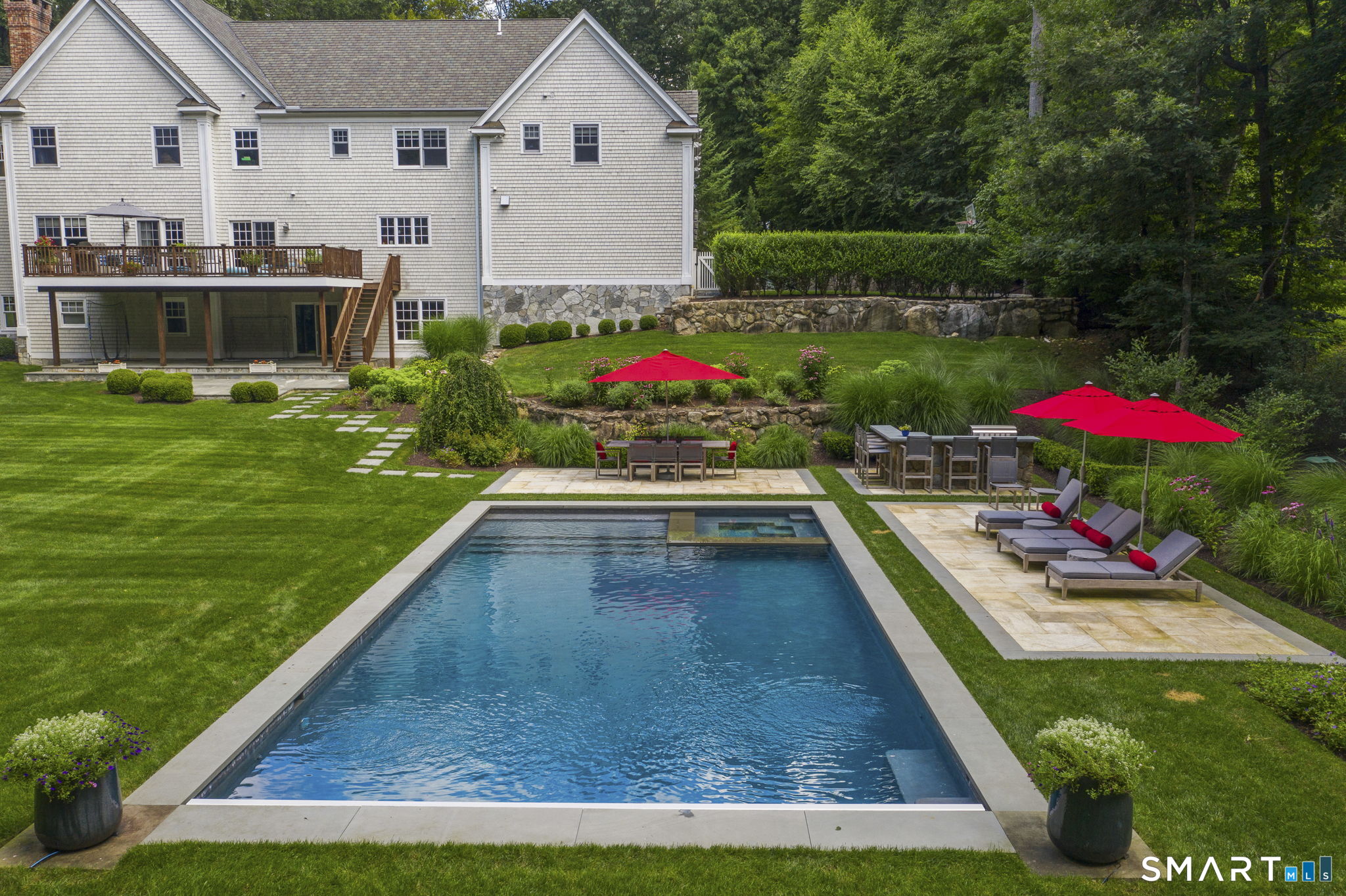 137 Linden Tree Road Wilton, CT 06897 - Photo 3 of 40