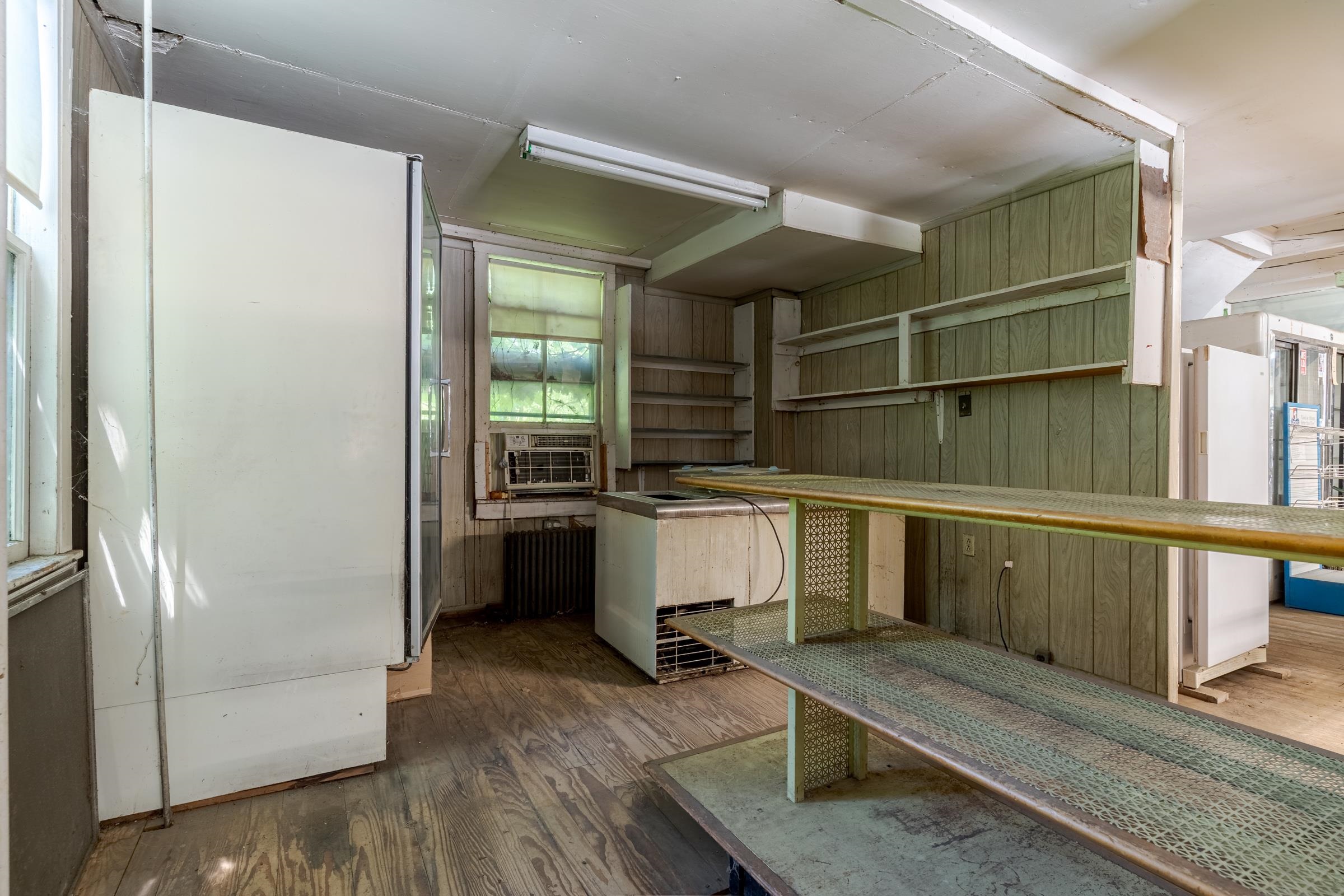 368 Stage Road Nottingham, NH 03290 - Photo 10 of 31