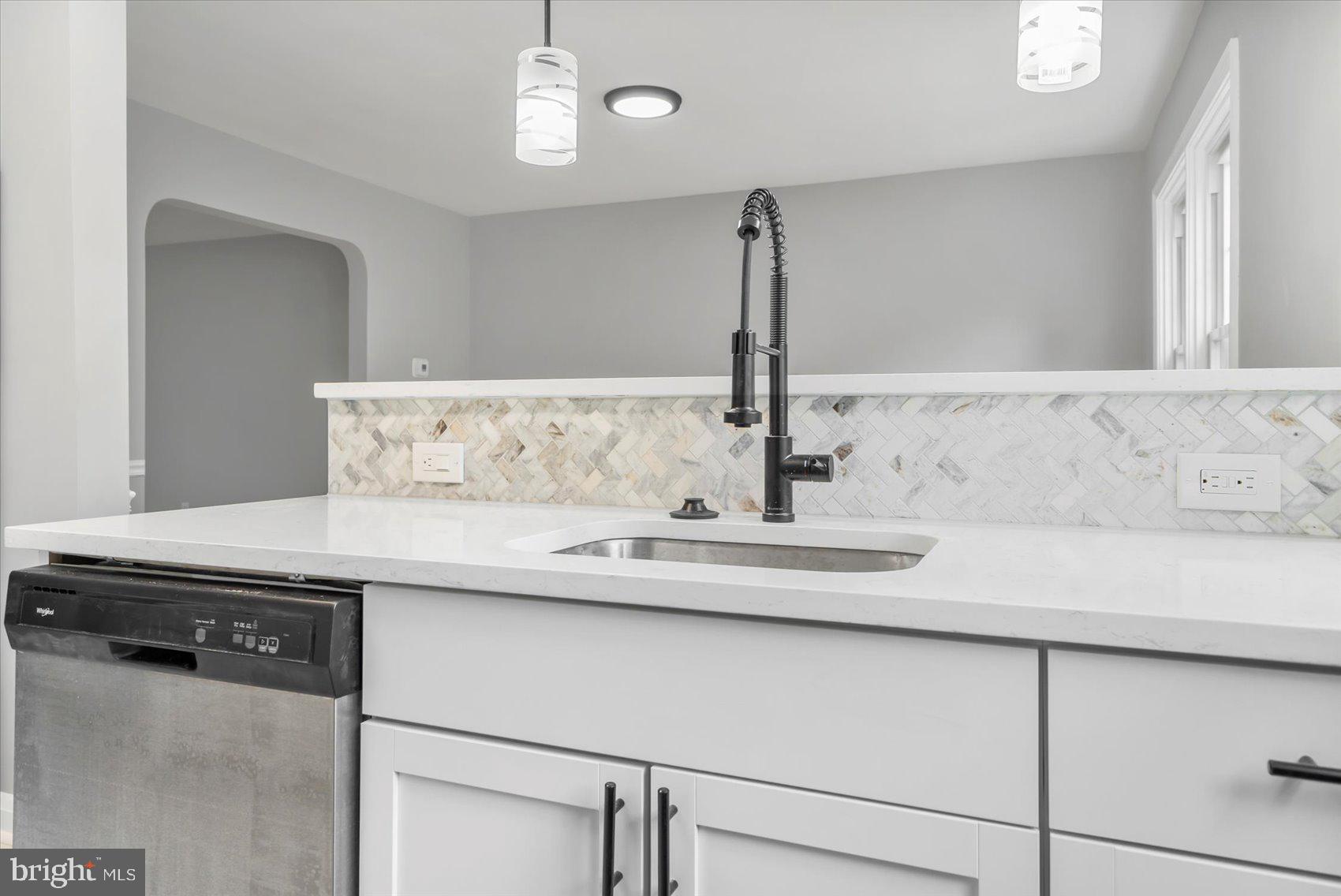 8114 Clyde Bank Road Towson, MD 21286 - Photo 13 of 38