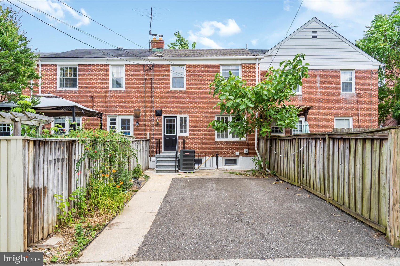 8114 Clyde Bank Road Towson, MD 21286 - Photo 2 of 38