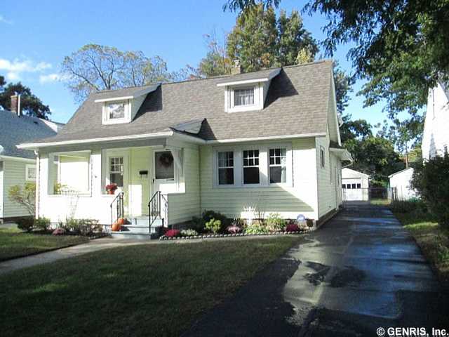118 Hartsdale Road Irondequoit, NY 14622 - Photo 1 of 1 Exterior Front