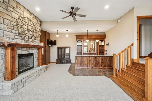 $950,000 | 16410 Northeast 121st Terrace, Kearney, MO 64060