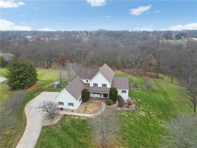 $950,000 | 16410 Northeast 121st Terrace, Kearney, MO 64060